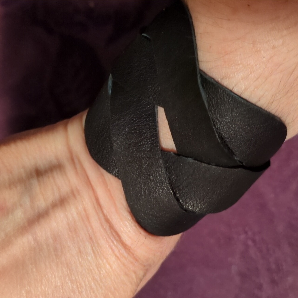 Handmade Genuine Leather Love Knot Bracelet #015 Black Silver